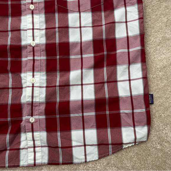 Patagonia Shirt Large Burgundy Button Up Plaid Short Sleeve Preppy Outdoor Men - Picture 8 of 16